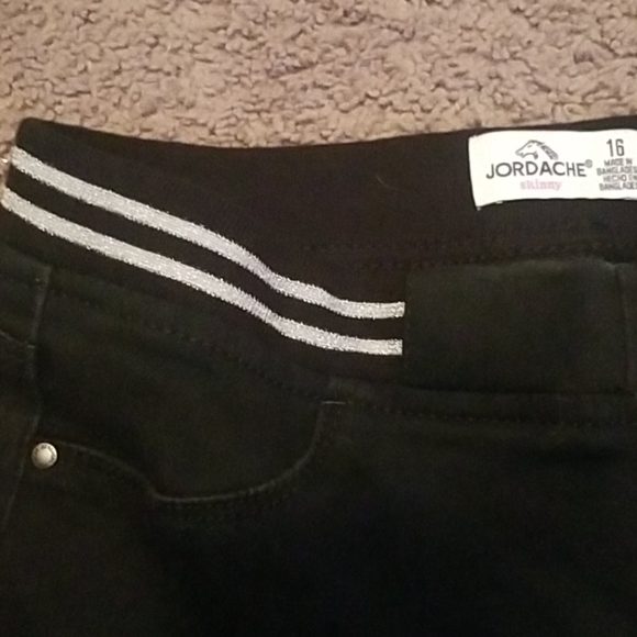 Jeans - Picture 2 of 4